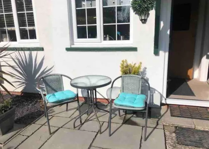 Bramble Cottage - Sleeps 5 With Free Wifi