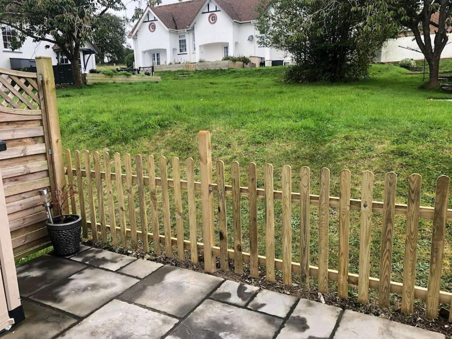 Bramble - Sleeps 5 With Free Wifi