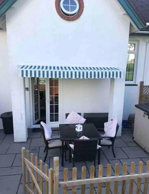 Bramble - Sleeps 5 With Free Wifi * Cardigan
