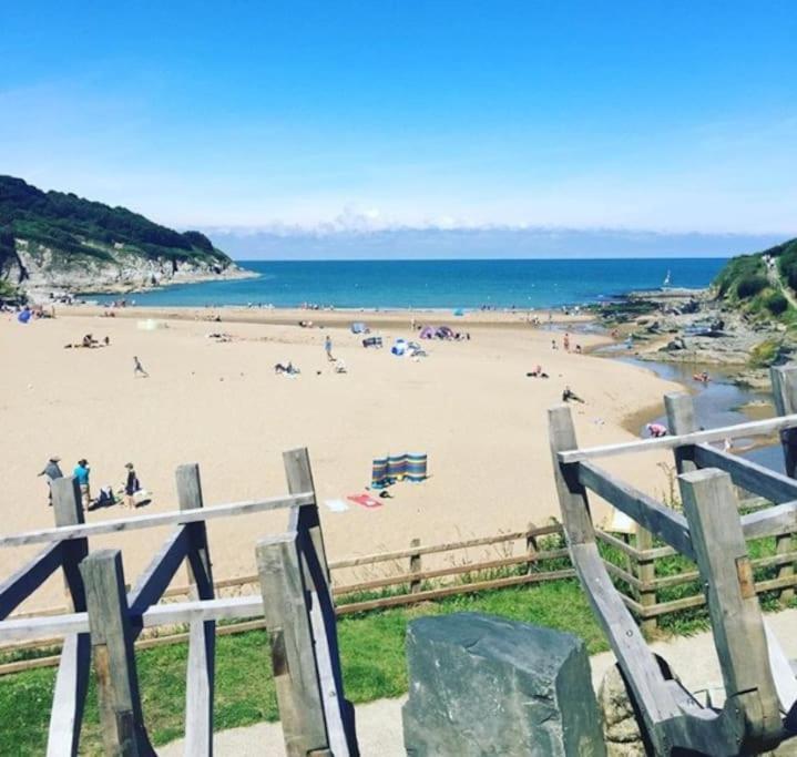 Bramble - Sleeps 5 With Free Wifi * Cardigan