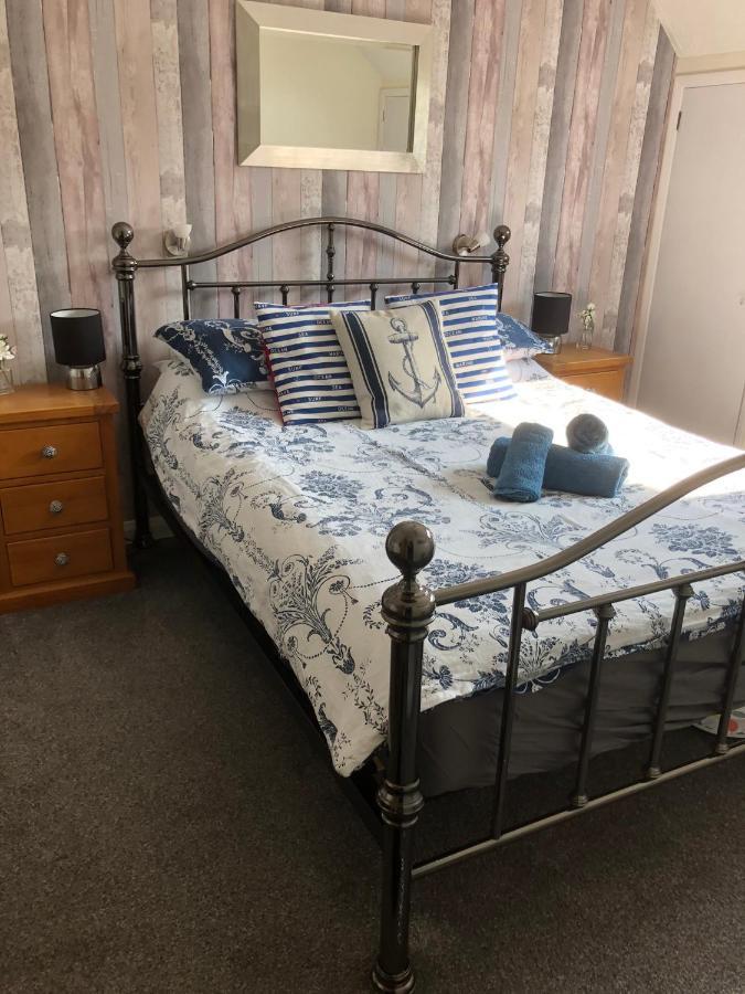 Bramble - Sleeps 5 With Free Wifi